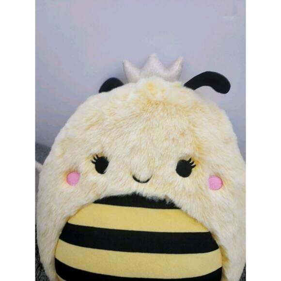 New w/tags sqiushmallow fuzzamallows Sunny Bee 12 Inches - Picture 7 of 9